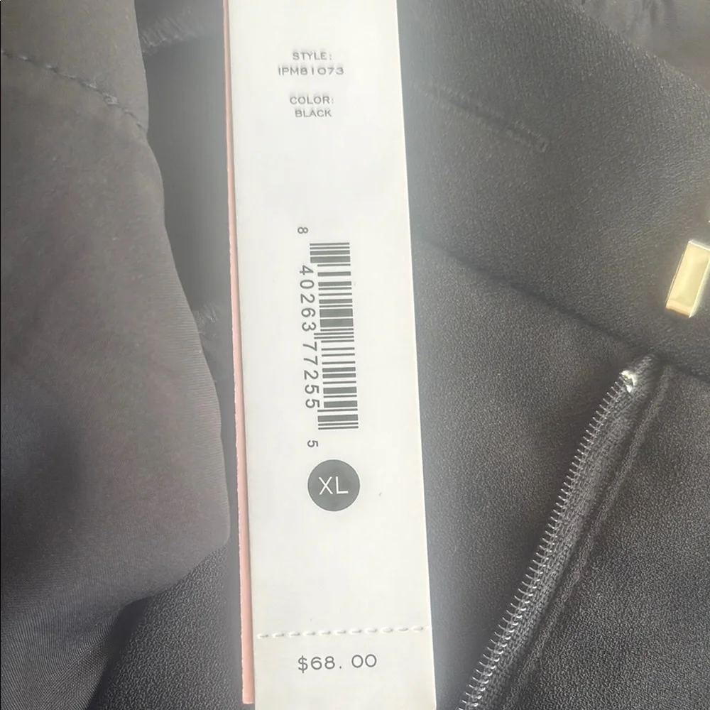 Aqua shorts with tag attached - Picture 5 of 7